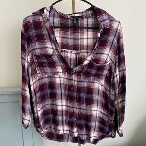 Forever 21 Red Plaid Light Flannel Size Small